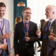 8 Ideas for Effective Networking at Hybrid Events